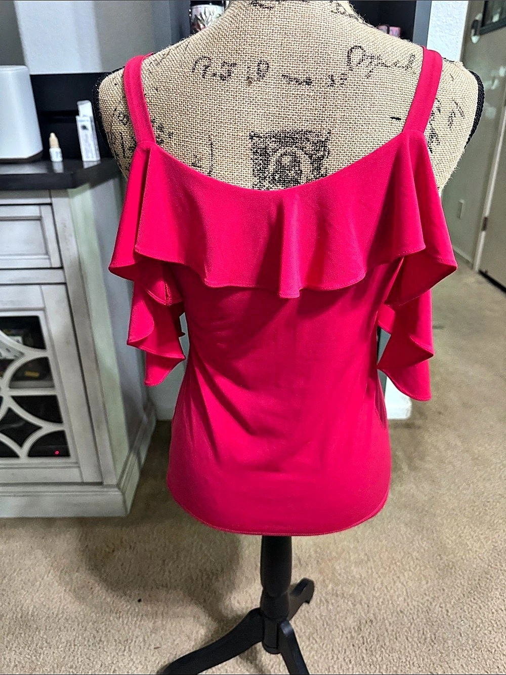 EXPRESS Ruffle Camisole in Pink Small - Picture 2 of 7